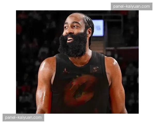 米切尔谈哈登加盟：打了17年的未来名人堂球员是巨大加成